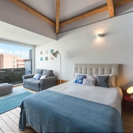 Fontaínhas Stylish By Da'home *